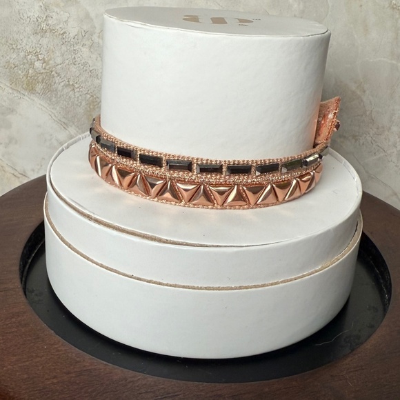 Bomb Party Snap Bracelet - Rose Gold - Wrap it with a Bow - Picture 1 of 3